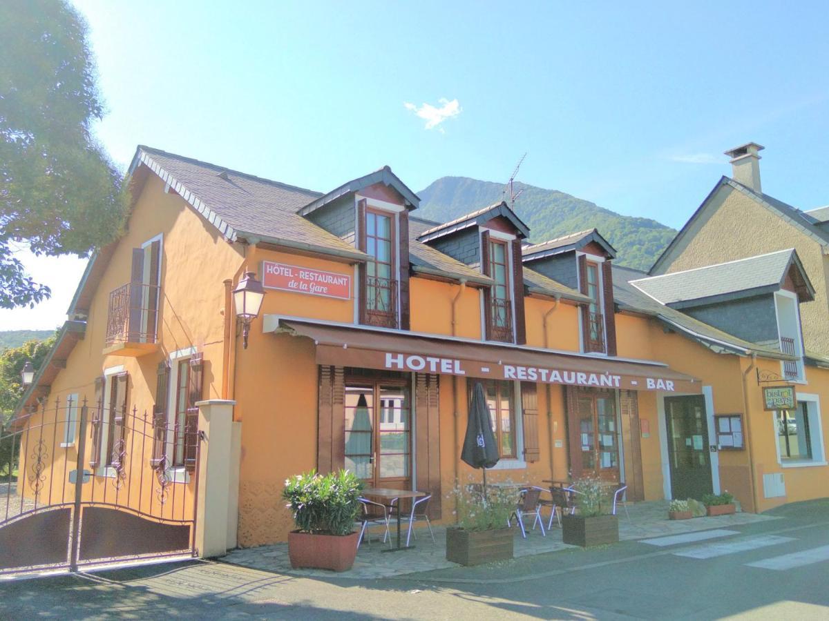 Hotel De La Gare Пьерфит-Несталас Экстерьер фото